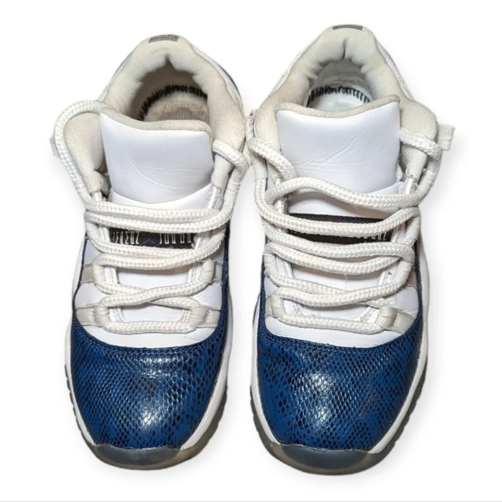 Nike Air Jordan 11 Retro Sneakers Low Top Snake Navy White CD6847-102 Size 5Y